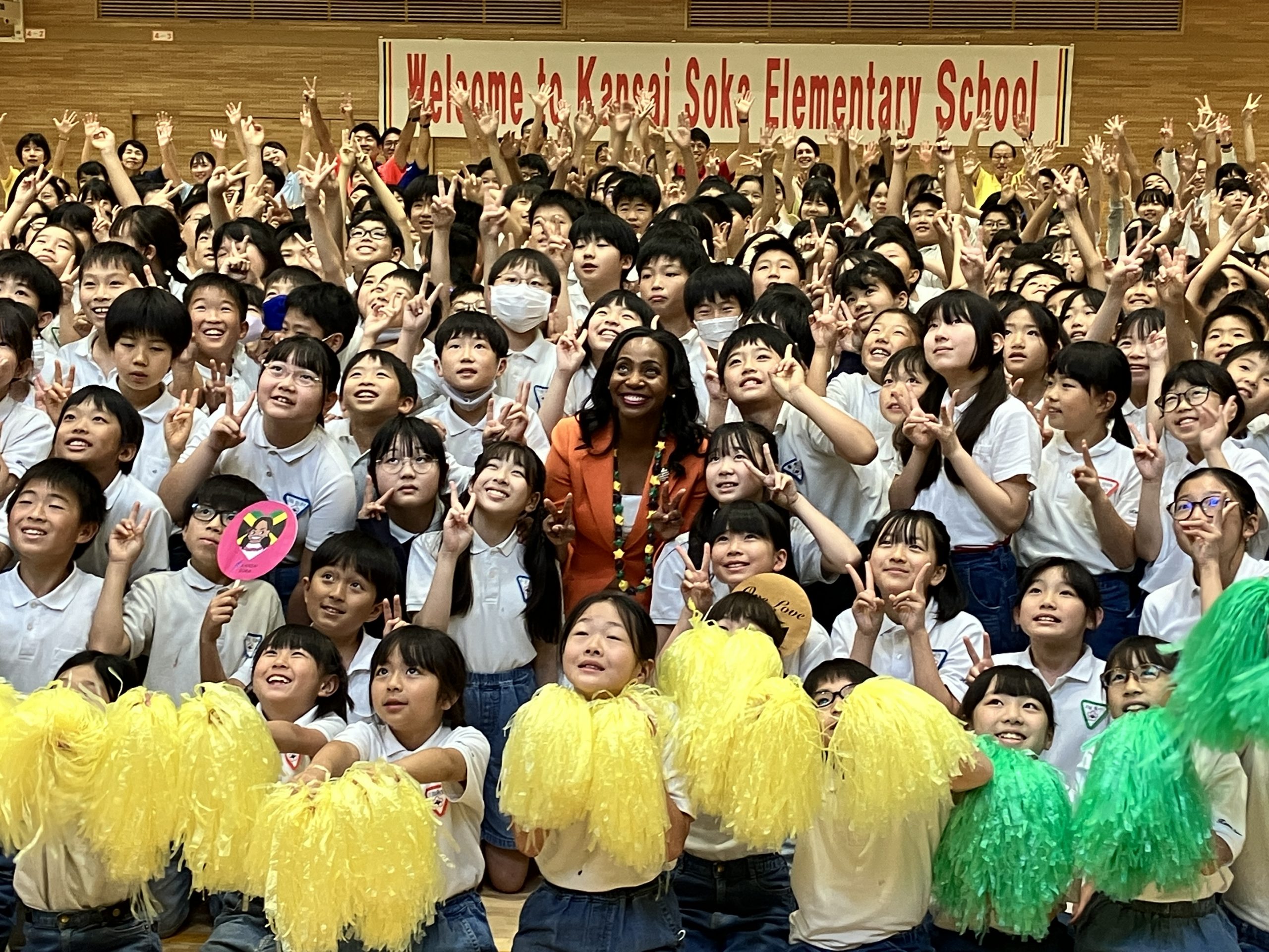 ジャマイカ大使歓迎の集いを開催 - 関西創価小学校